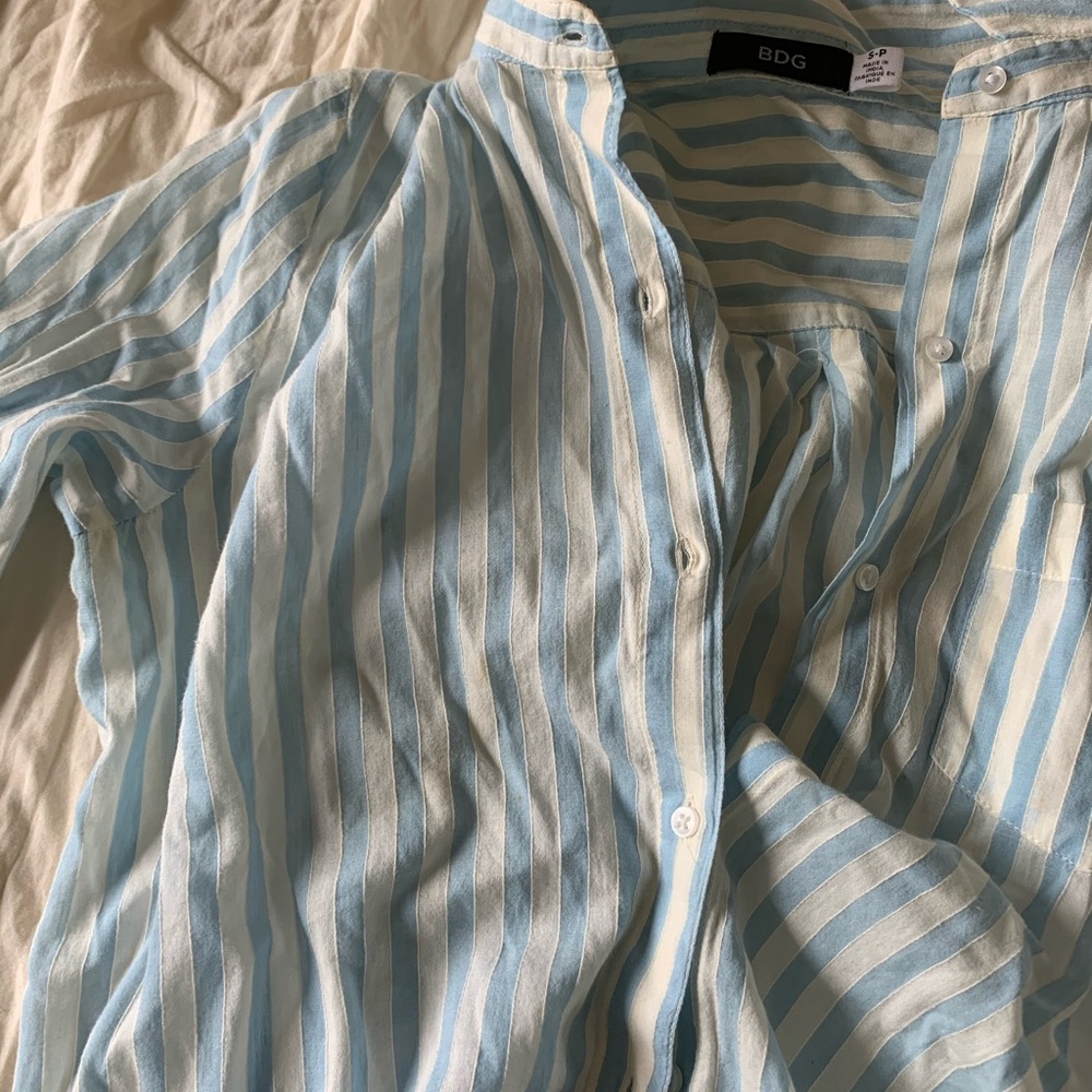 Blue striped button up - Picture 4 of 4